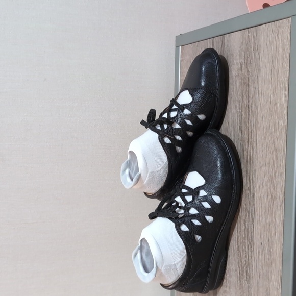 Clif Black Leather Lace Up Flats with Decorative Cutouts EU 36 - Picture 2 of 7